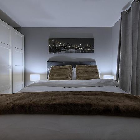 Edinburgh Luxury 4 Bedroom Townhouse With Free Parking Exterior photo